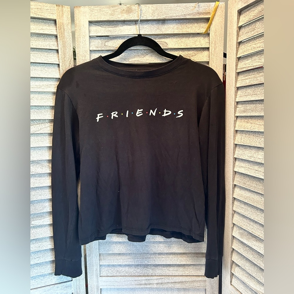 FRIENDS TV Show Series Long Sleeve Black Tee with Classic Logo Women’s Medium